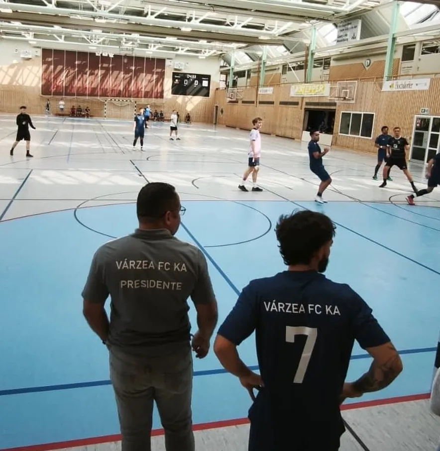 Momento de uma partida do Várzea FC